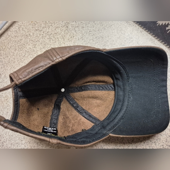 Scala Authentic Brown Leather Cap - Picture 3 of 6